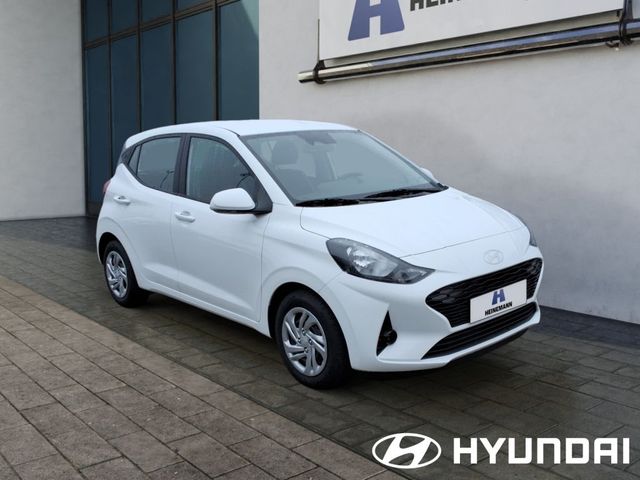 Hyundai i10 1.2 Trend -NAVI-KAMERA-SITZHZ-CARPLAY-PDC-