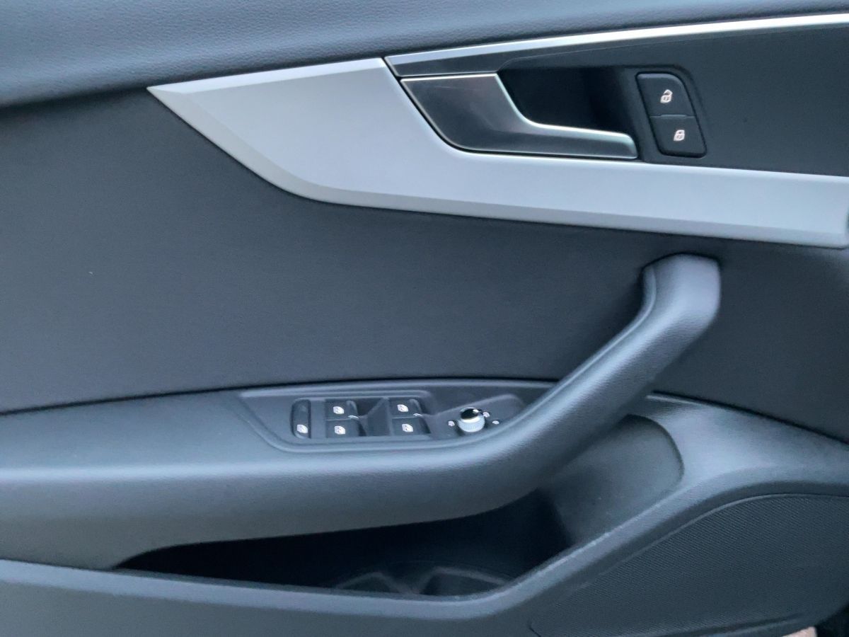Audi A4 - Bild 17