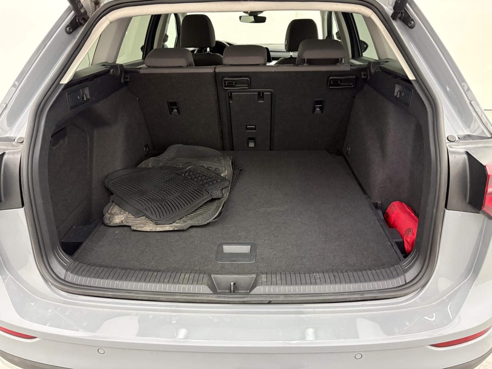 Volkswagen Golf VIII Variant Alltrack 4Motion*Pano*AHK*RFK*, миниатюра 18