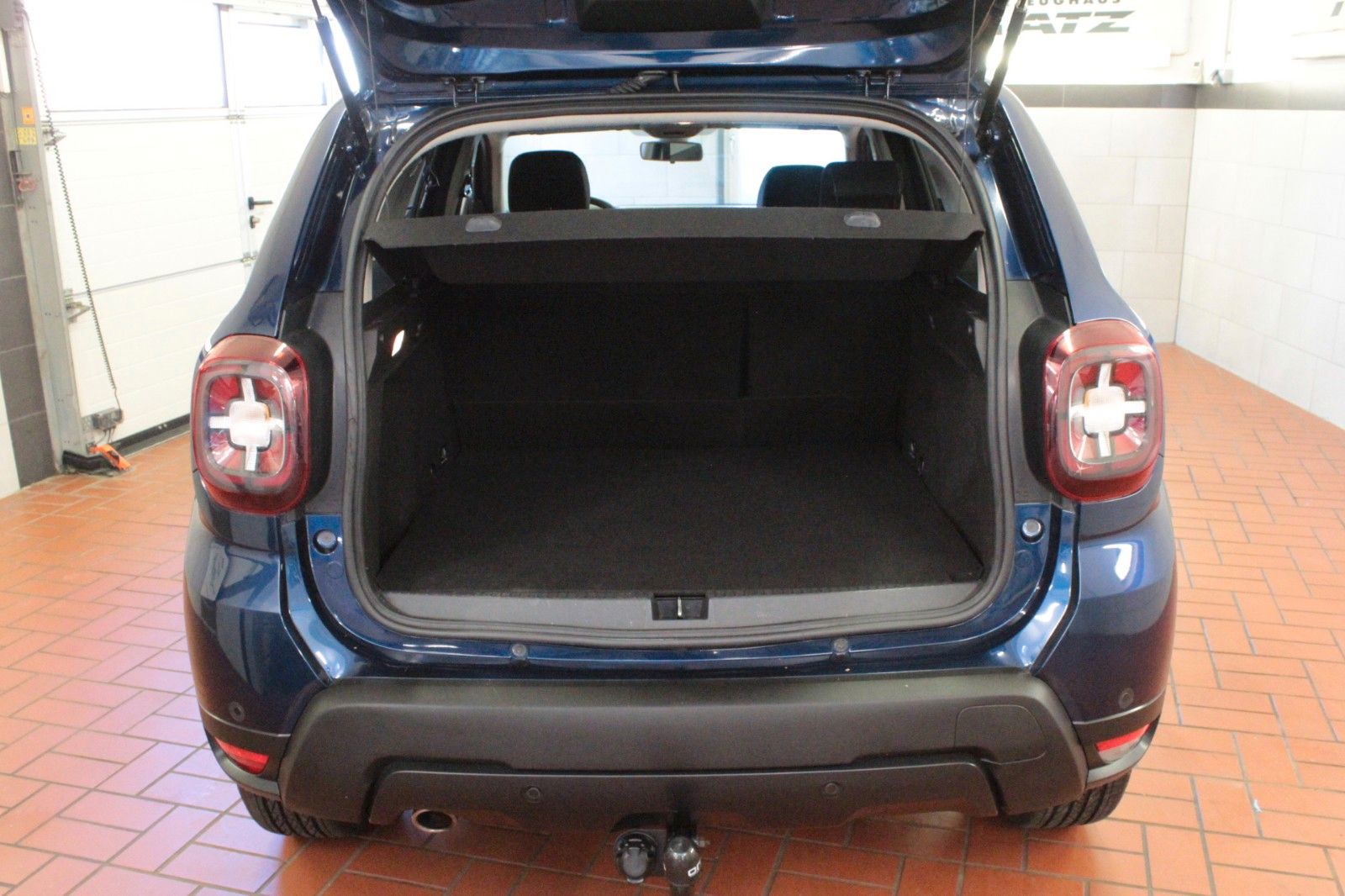 Fahrzeugabbildung Dacia Duster Blue dci115 Prestige*4x4 Allrad
