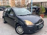 Ford Fiesta Titanium 1.4 TDCi 70Cv 12 MESI DI GA - Ford Fiesta aus 2007 mit Diesel-Antrieb