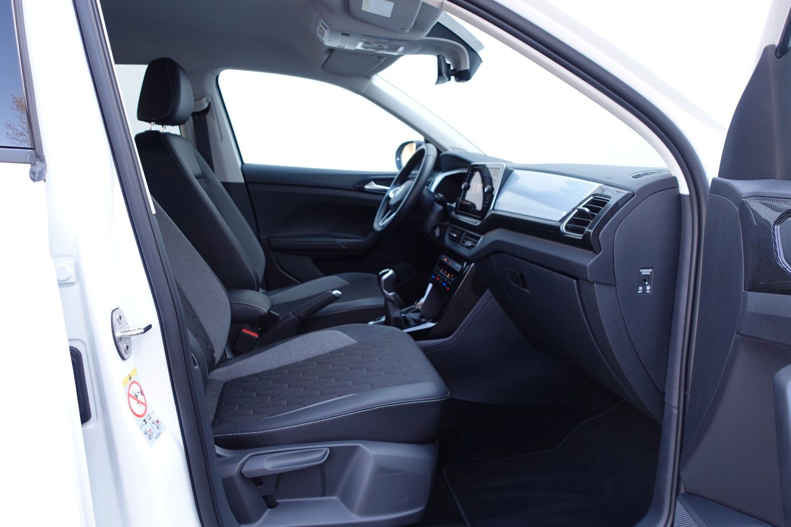 Fahrzeugabbildung Volkswagen T-Cross GOAL 1.0TSI,Sitzhzg,Allwetter,LED,ACC