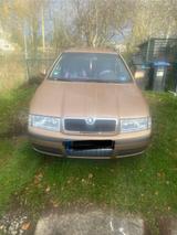 Skoda Octavia - Skoda Octavia aus 2000: Kombi