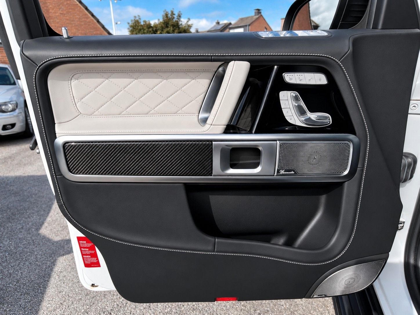 Fahrzeugabbildung Mercedes-Benz G 63 AMG Designo+Manufaktur/Carbon/StdHzg