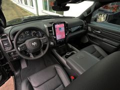 DODGE Ram 1500 Crew Cab Sport 5.7lV8 MY26 Sportauspuff