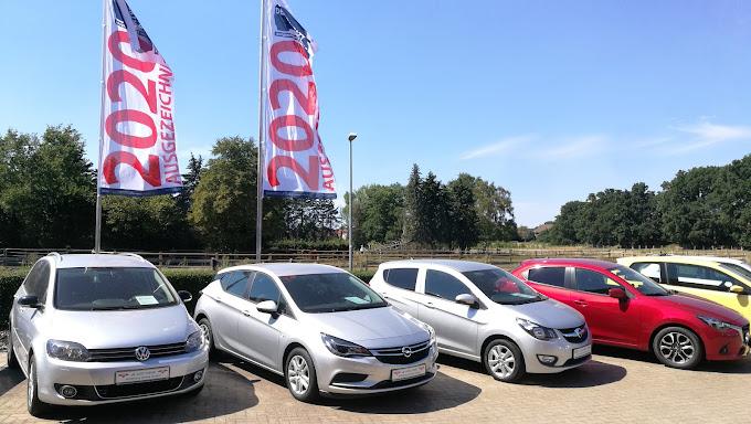 showroom-image-top