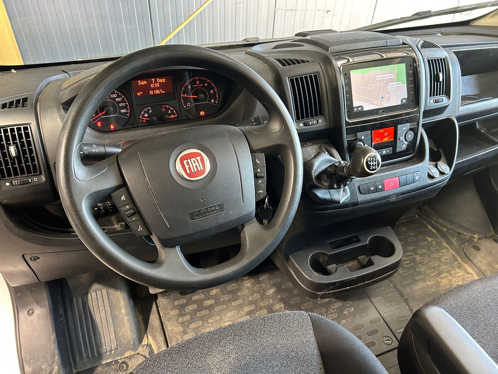 Fahrzeugabbildung Fiat Grossr.-Kasten 35 140 L4H2 RS: 4035 mm/3-SITZ