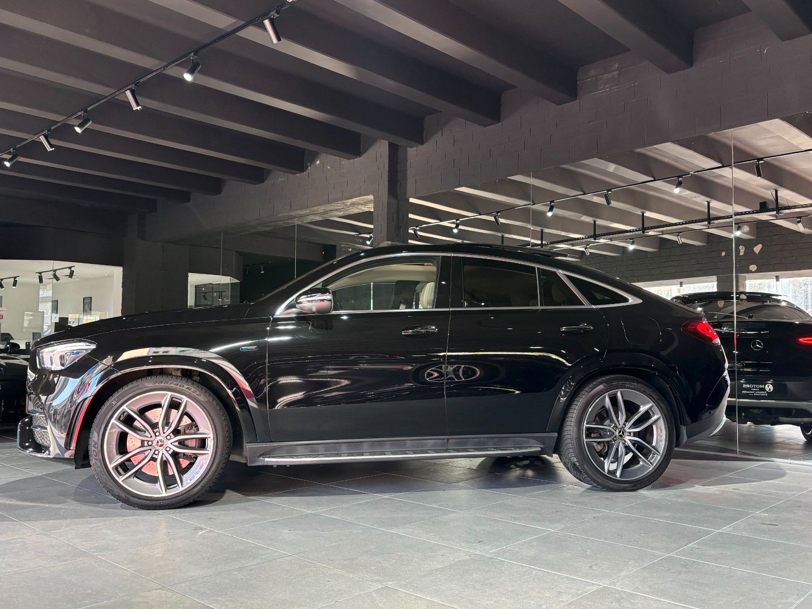 Fahrzeugabbildung Mercedes-Benz GLE 350de Coupe*AMG*Massage*HUD*Pano*360°*Keyles