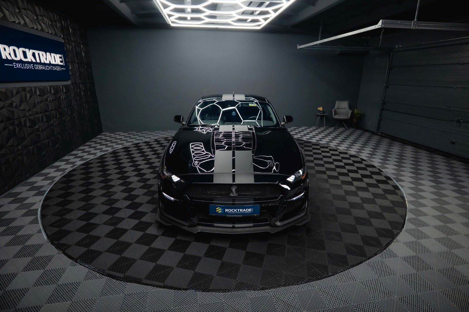 Fahrzeugabbildung Ford Mustang Shelby GT 500 5.0 V8 Performance PREMIUM