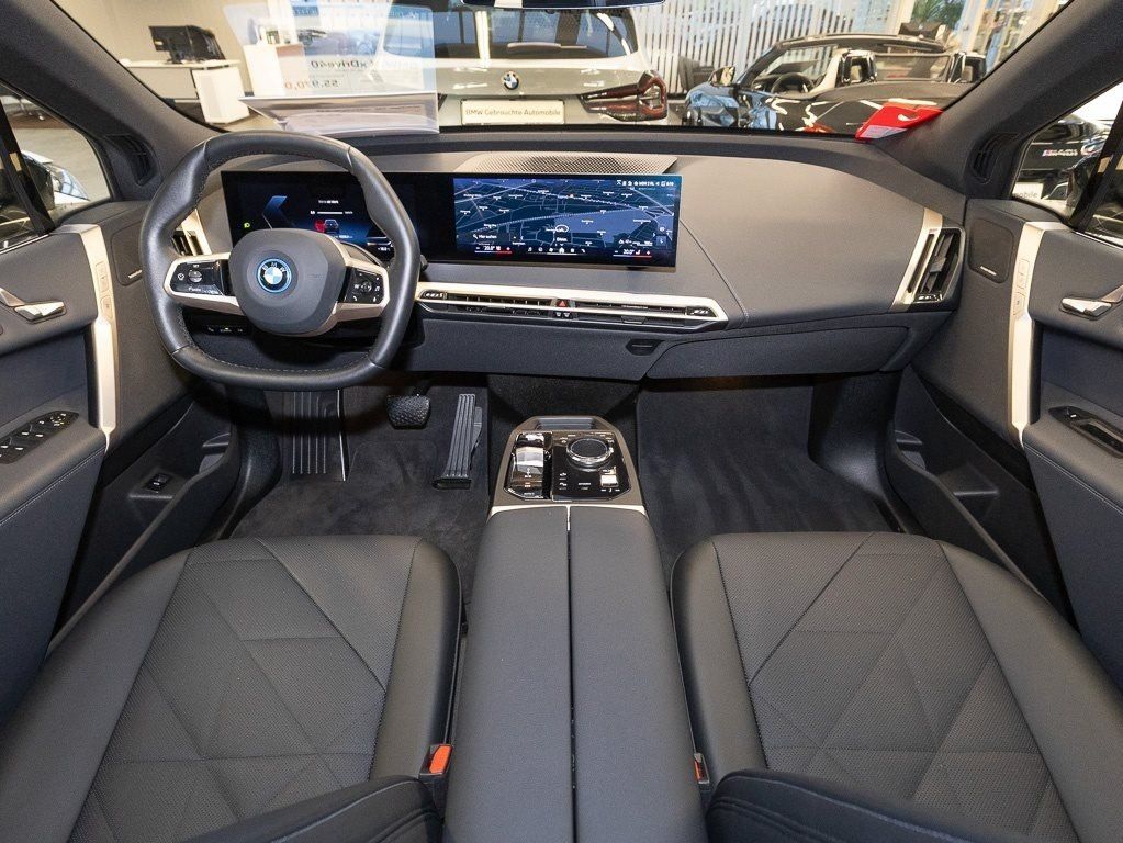 BMW iX - Bild 12