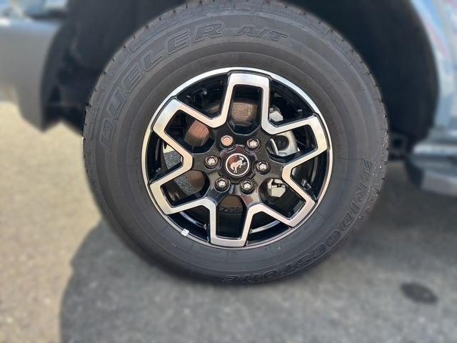 Ford Bronco 2.7 EcoBoost V6 Outer Banks, миниатюра 17