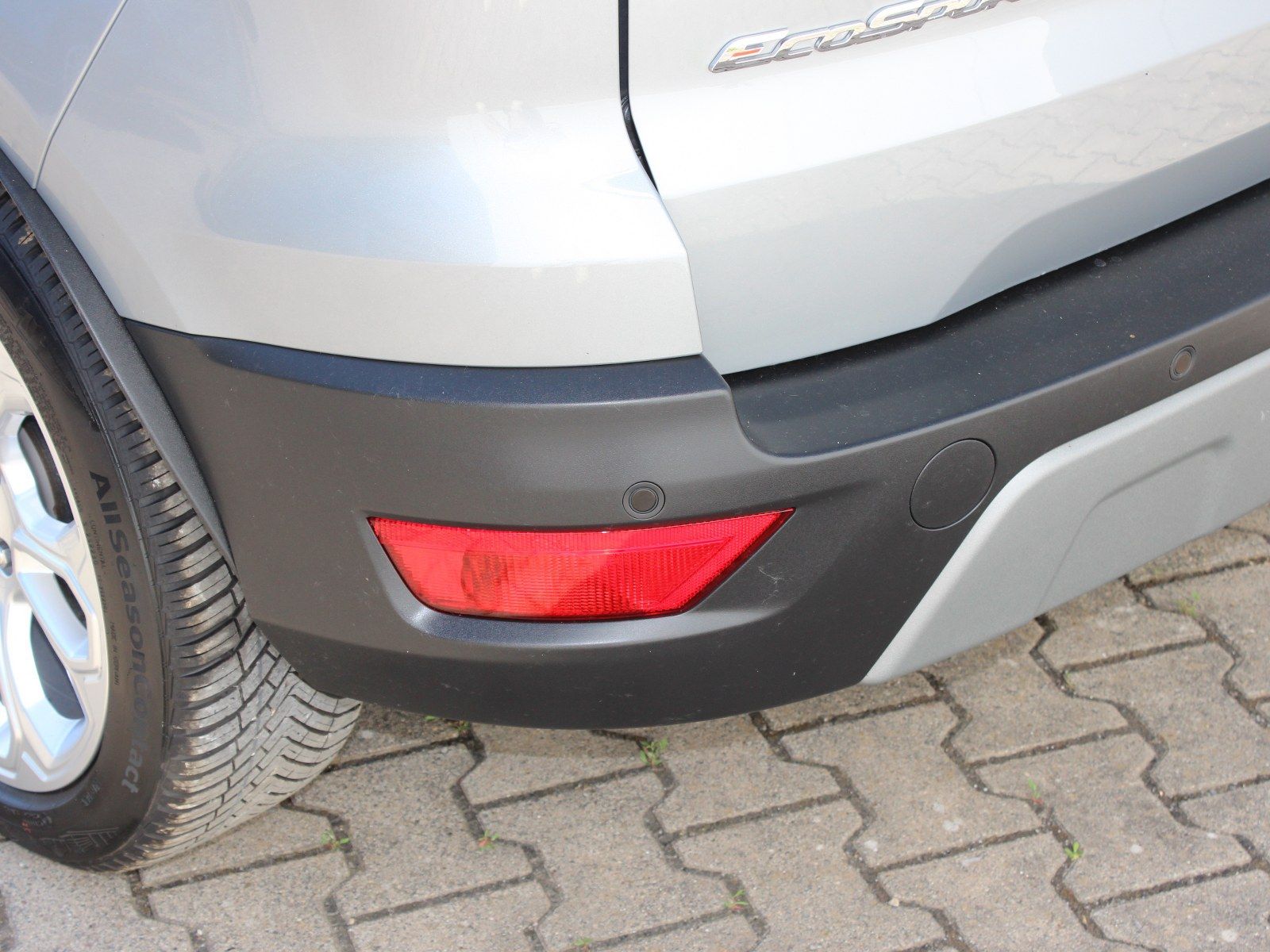 Fahrzeugabbildung Ford EcoSport Titanium 1,0 EcoBoost Start/Stopp