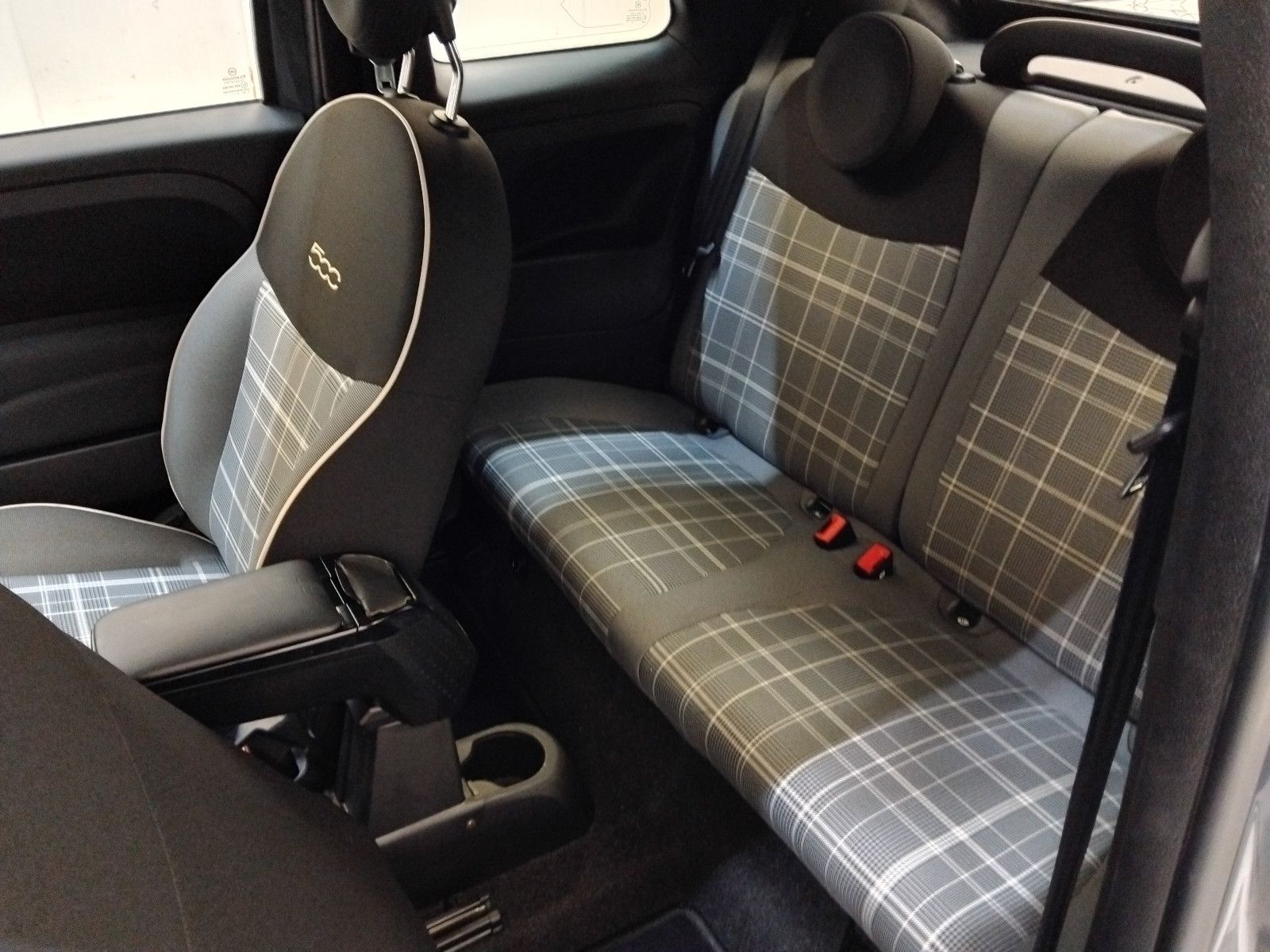 Fiat 500 (04/2021, Benzin)