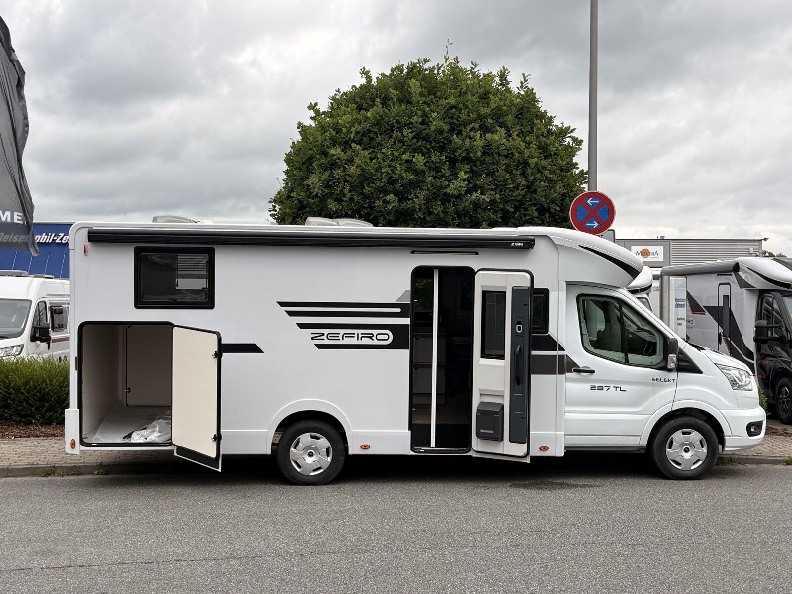 Fahrzeugabbildung Roller Team Zefiro 287 TL Ford