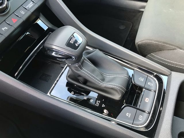 Karoq Sportline 2.0 TSI 4x4 DSG*VIRTUAL*SIDE*