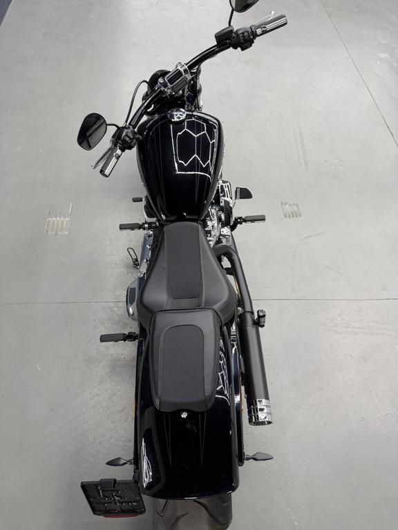 Harley-Davidson Breakout 114, Foto 18 von 24