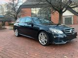Mercedes-Benz E 350 AMG  AVANTGARDE  SPORTPACKET  - Mercedes-Benz E 350: Sport