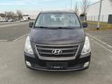 Hyundai H-1 Travel Premium,Automatik,8-Sitze,Navi,Kamera - 1.8l Gebrauchtwagen