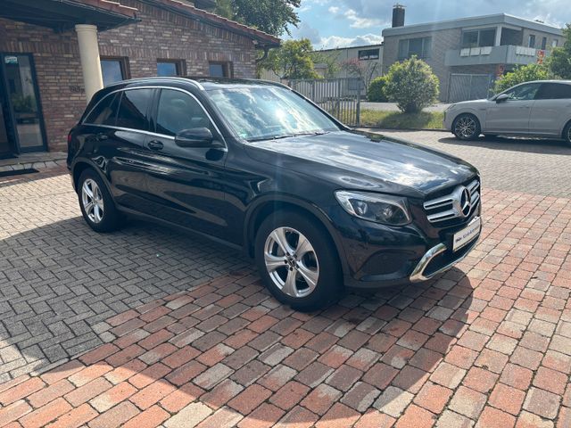 MERCEDES-BENZ GLC 220 d 4Matic+AMG-Line+Led+Panorama+