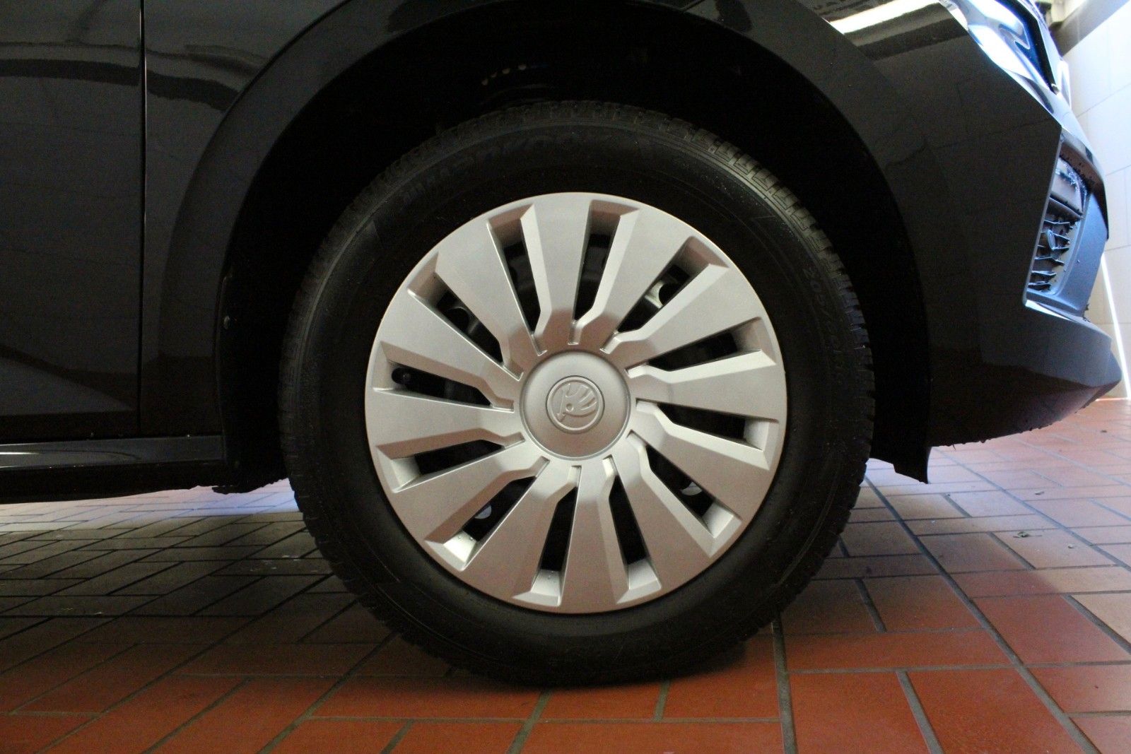 Fahrzeugabbildung SKODA Kamiq 1.0 TSI 85kW Selection *AHK schwenkbar*