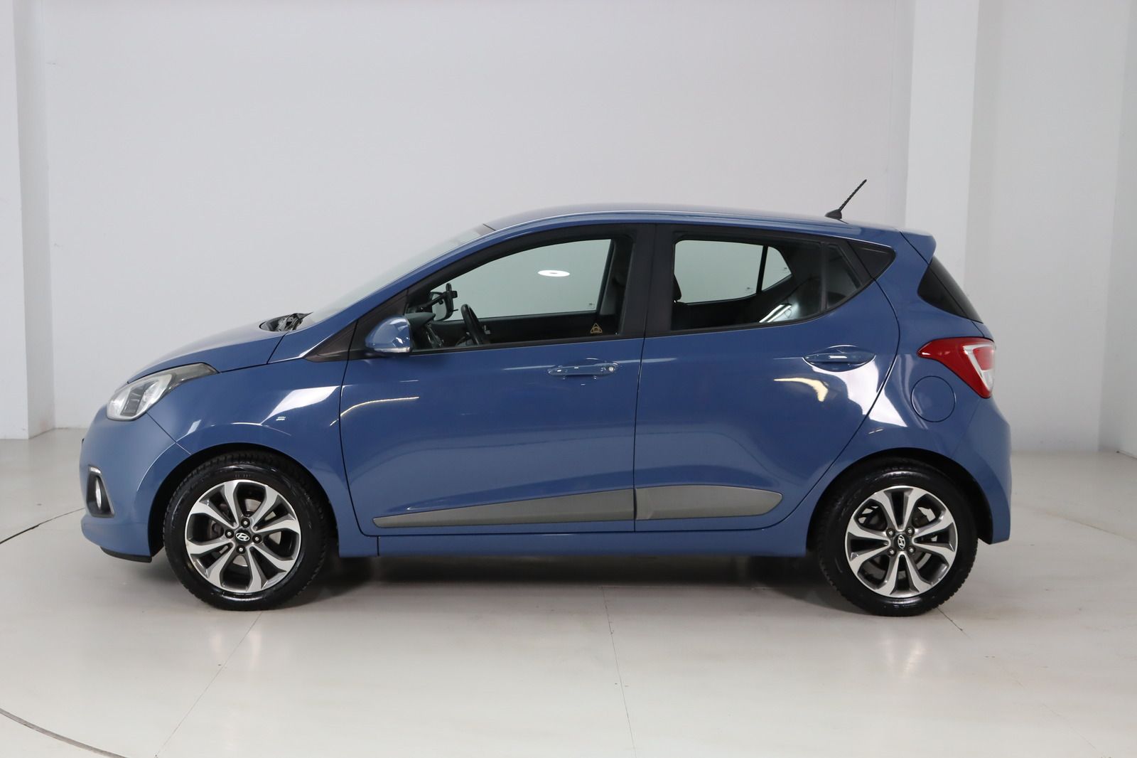 Fahrzeugabbildung Hyundai i10 1.2 Automatik aus 1. Hand * Klima * SHZ * we