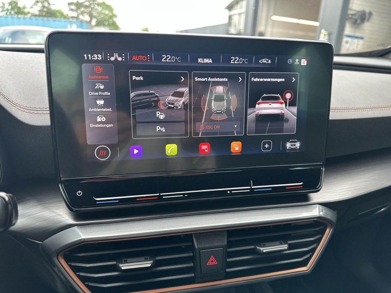Fahrzeugabbildung CUPRA CUPRA Formentor 1.5 TSI 150 PS DSG - mit KI generiert/bearbeitet