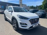 Hyundai Tucson Style 4WD LED-Scheinwerfer Navi USB Klima - Hyundai TUCSON: Style