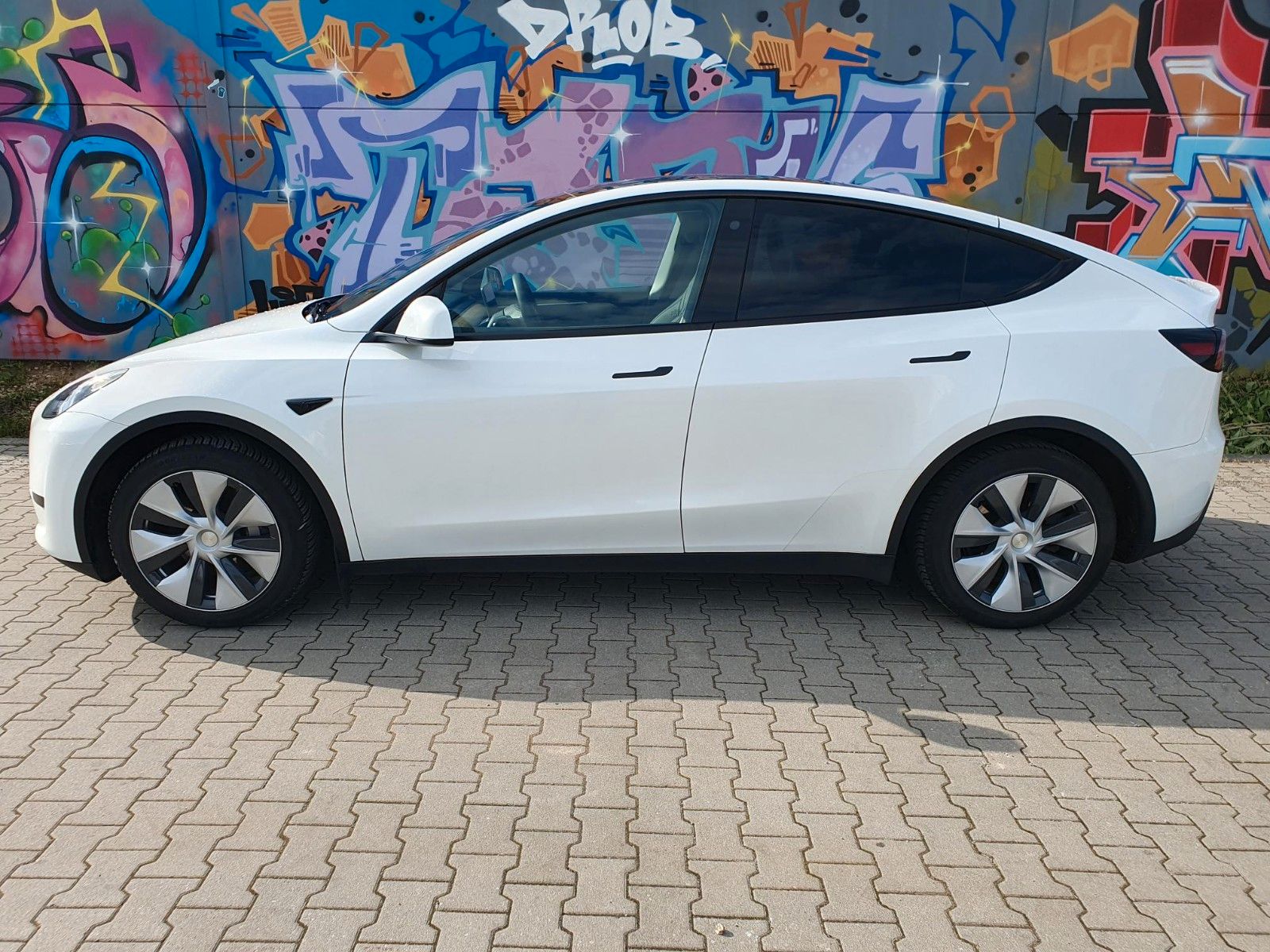 Tesla RWD, Allwetterreifen, AHK 1600kg, SOH 96 % foto 3