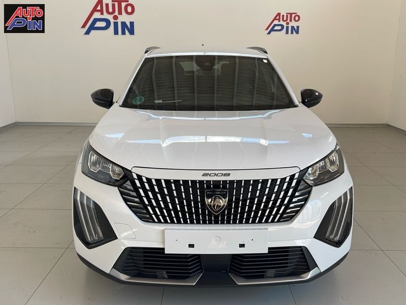 Peugeot 2008 Hybrid 145cv e-DCS6 Allure auto imagem 2