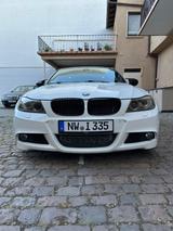 BMW 335i Touring - - BMW 335 mit Benzin-Antrieb: Kombi, Automatik