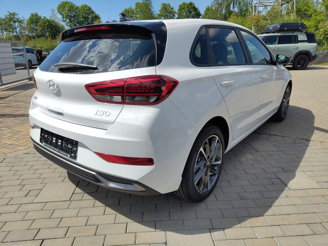 Hyundai i30 1.0 T-GDI Advantage Kamera Navi Tempomat
