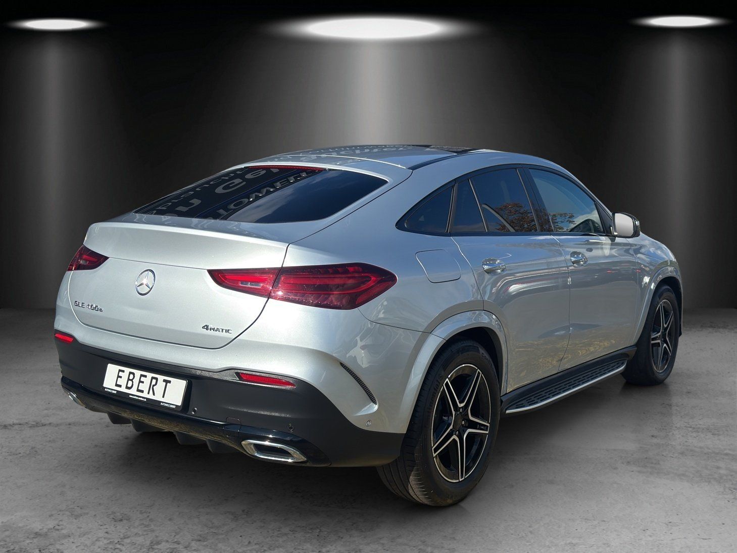 Fahrzeugabbildung Mercedes-Benz GLE400e AMG Prem AIRMATIC Carbon DISTR Pano MLED