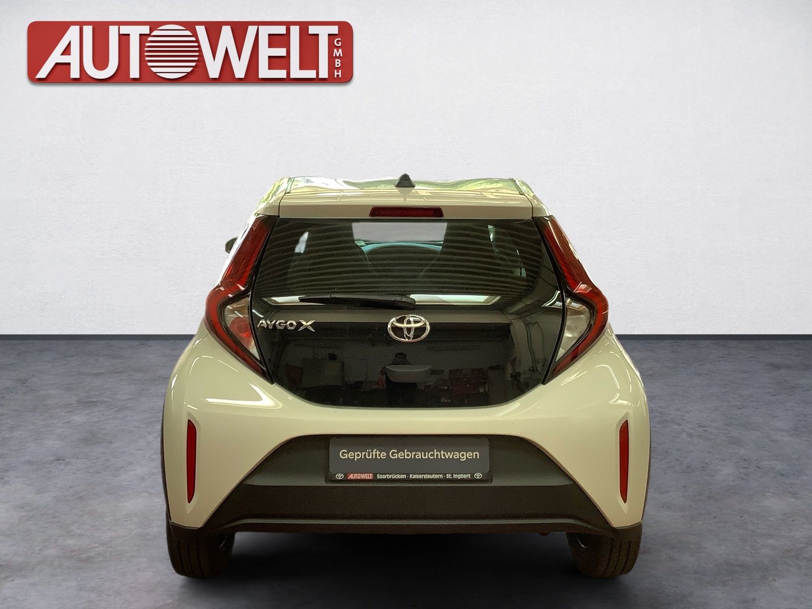 Fahrzeugabbildung Toyota Aygo X 1.0 Business Edition Navi,SHZ,SoundSys,AC