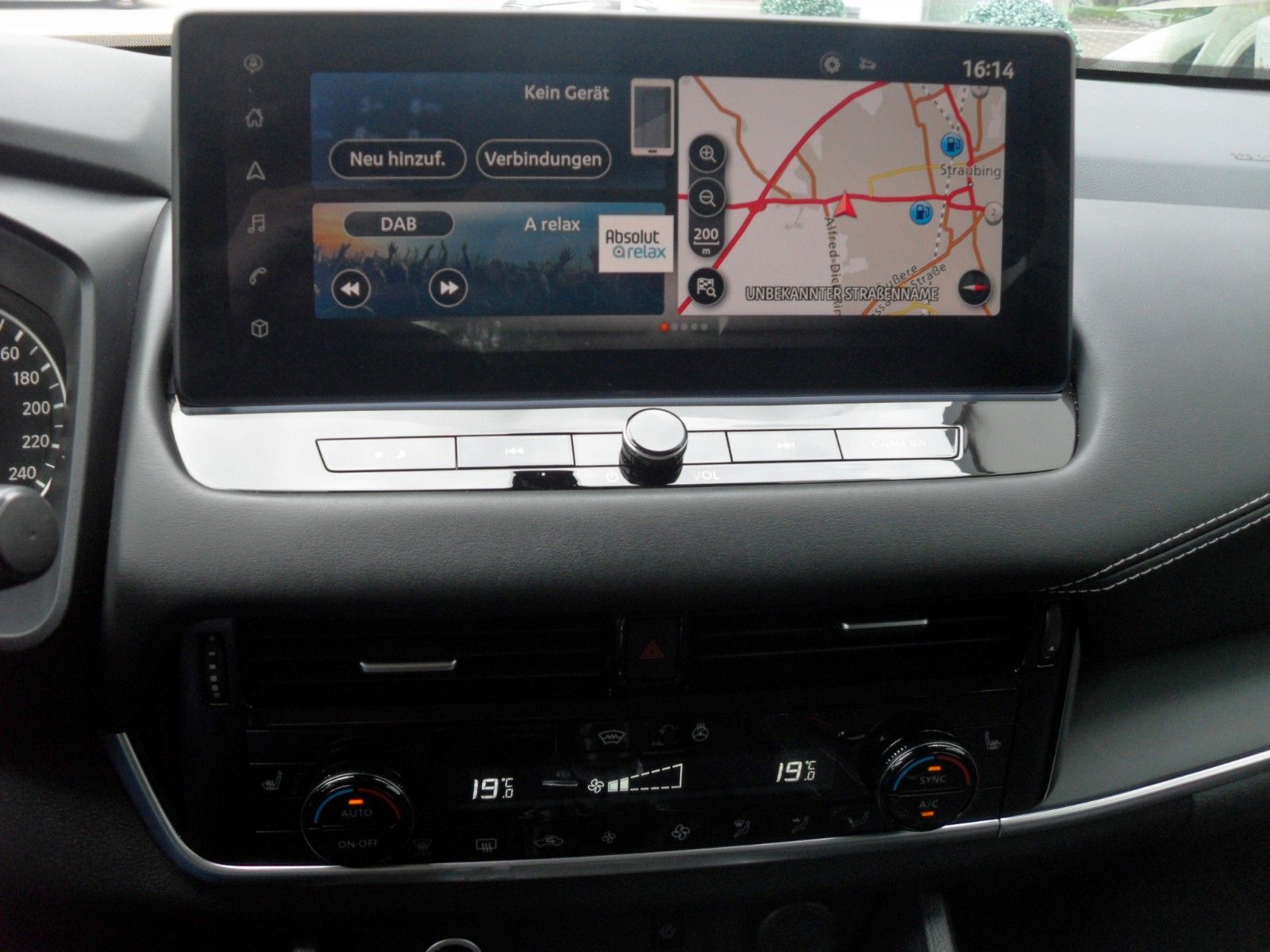 Fahrzeugabbildung Nissan Qashqai 1,3 MHEV Acenta | Navi | Winterpaket