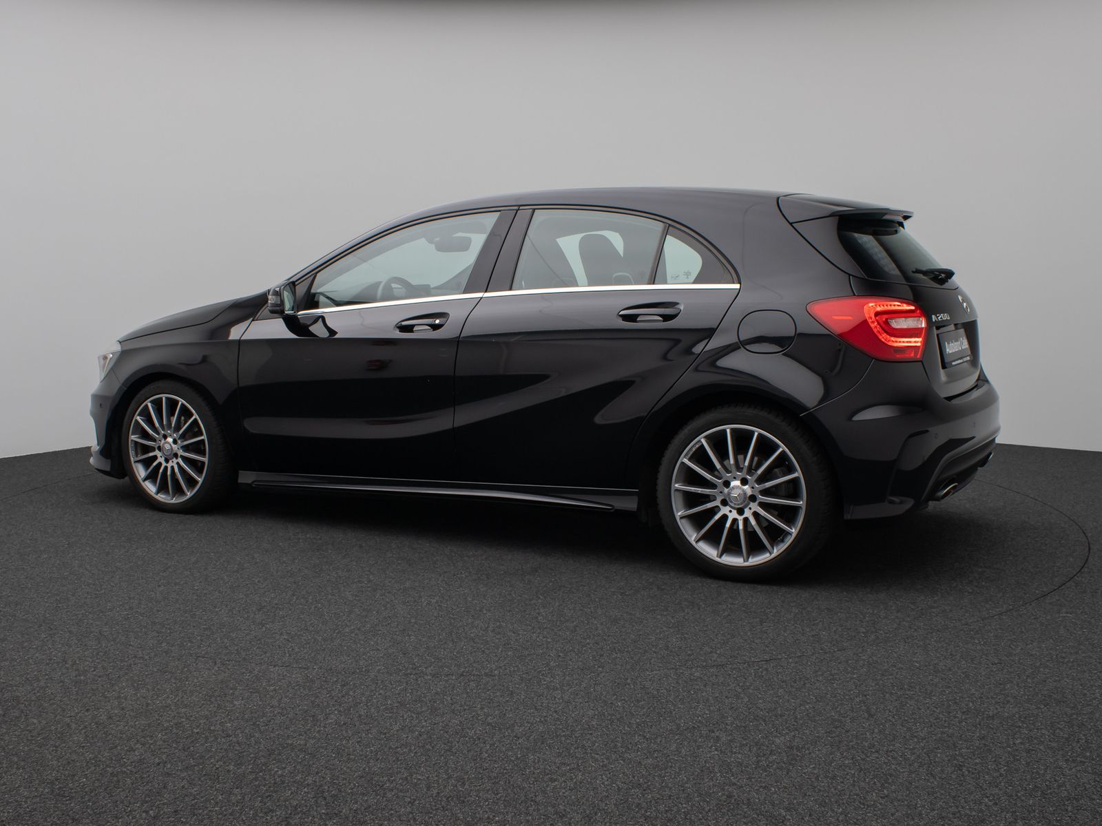 Fahrzeugabbildung Mercedes-Benz A 200 AMG Sport Kamera BiXenon Tempomat Alcantar