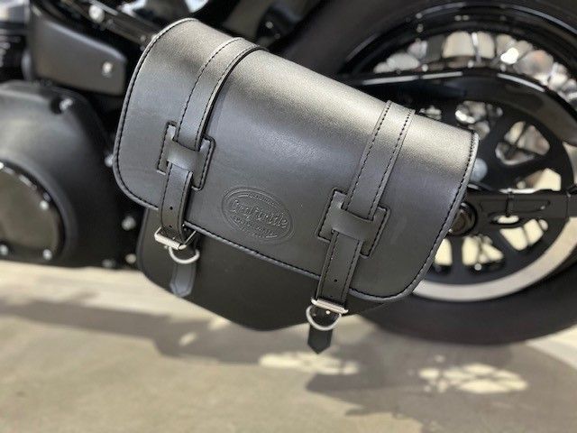 Fahrzeugabbildung Harley-Davidson FXBB Street Bob 107CUI mit Kesstech Auspuff