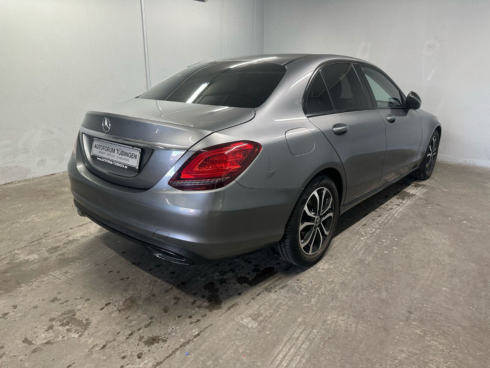 Fahrzeugabbildung Mercedes-Benz C 200  d Avantgarde*NIGHT*KAMERA*SPURH*TEMPO*NAV