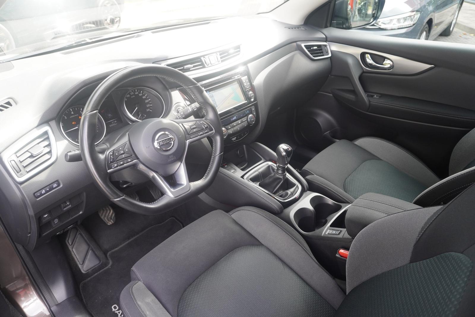Nissan Qashqai 1.6 N-Connecta 360° Spurhalte Tempomat