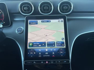 Mercedes-Benz C 180 T Avantgarde *CAM*MBUX*SHZ*MEMORY* NAVI