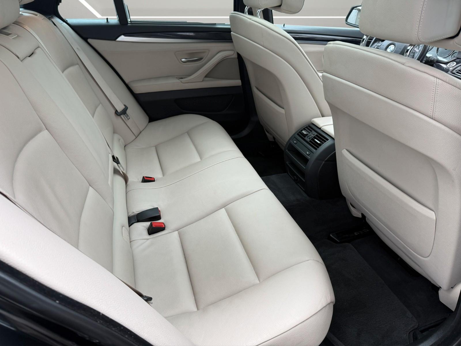 BMW 530 d Touring Pano*Leder*ACC*Navi Prof*Xenon*2.H