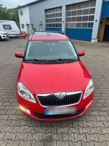 Skoda Roomster 1.2 TSI , 105 PS