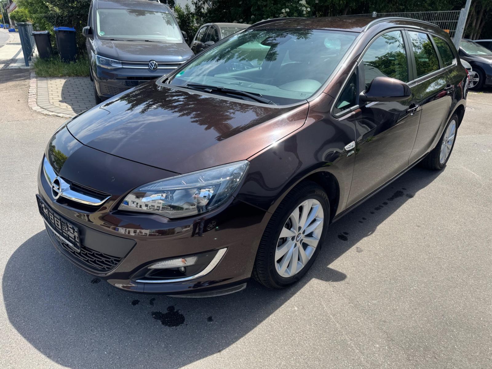 Opel Astra J Sports Tourer Active 1 Hand Navi SHZ PDC