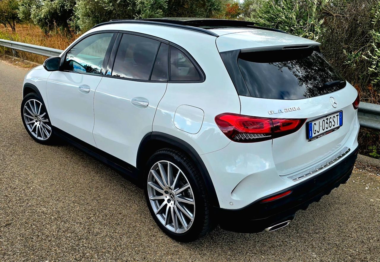 Mercedes-Benz MERCEDES GLA 200d PREMIUM PLUS AMG FANTASTICA imagem 2