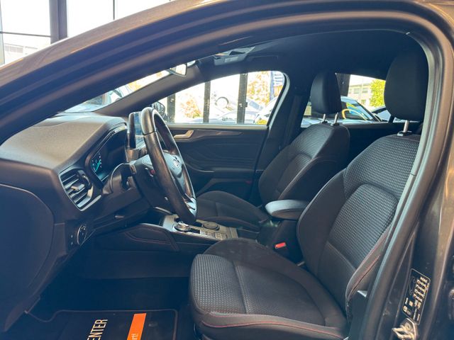 MYAUTOCENTER – Gebraucht- und Jahreswagen mit Werkstattservice in Pfaffenhofen Ford Focus *KEYLES*HEAD-UP*LKHZ*2-ZONEN*ACC*VOLL*