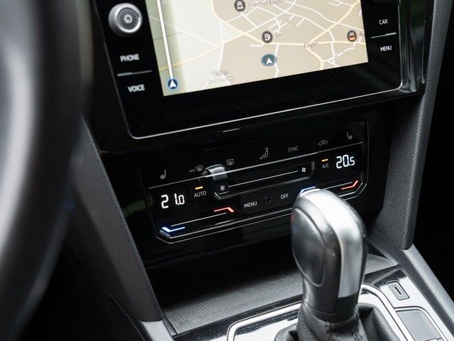 Passat Variant Business TDI DSG AHK ACC