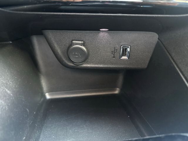 Corsa e Edition CAM PDC SHZ KLIMA DAB QUICKHEAT 