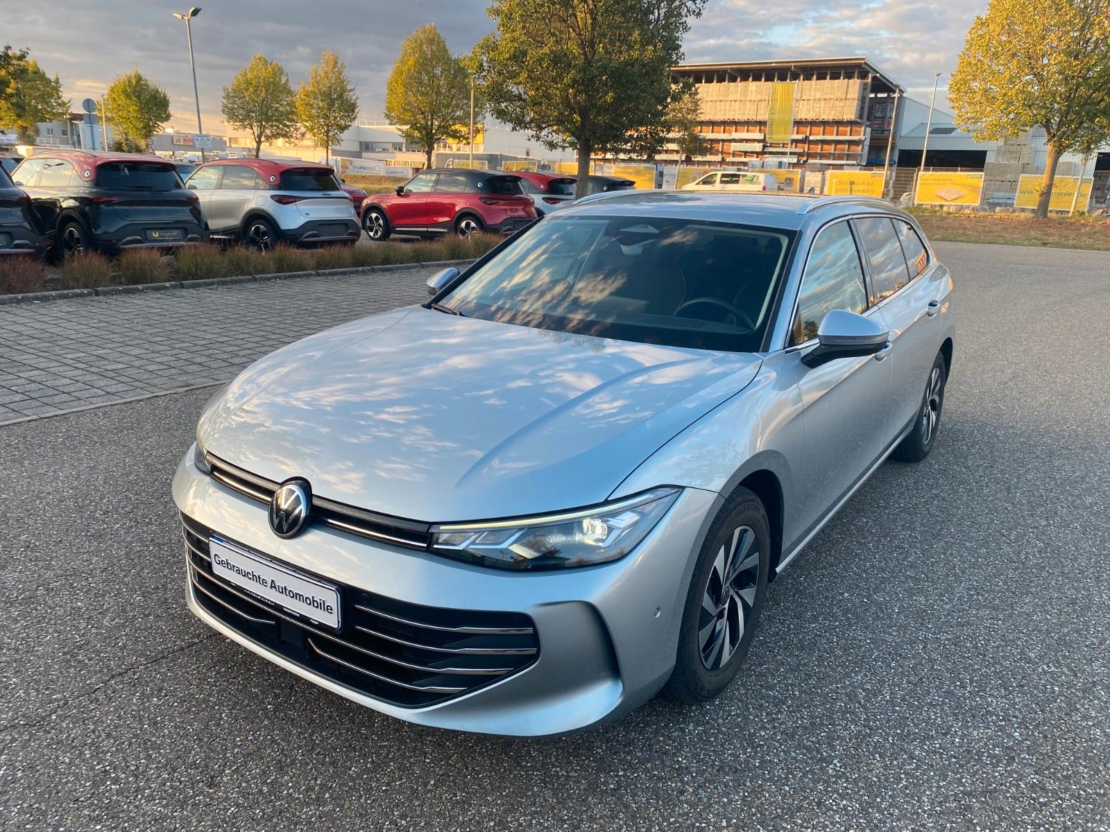 Volkswagen Passat 2.0 TDI SCR DSG Elegance,LED,Leder,Kamera
