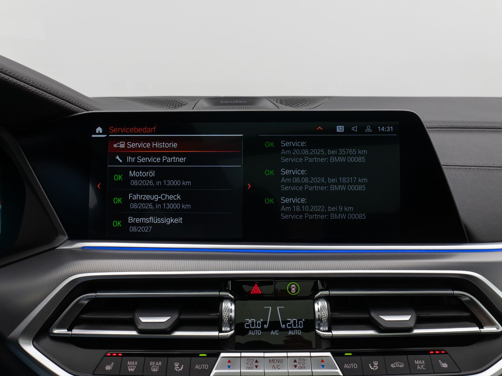 Fahrzeugabbildung BMW X5 xD40i M Sport Panorama 360°Laser HUD DAB B&W