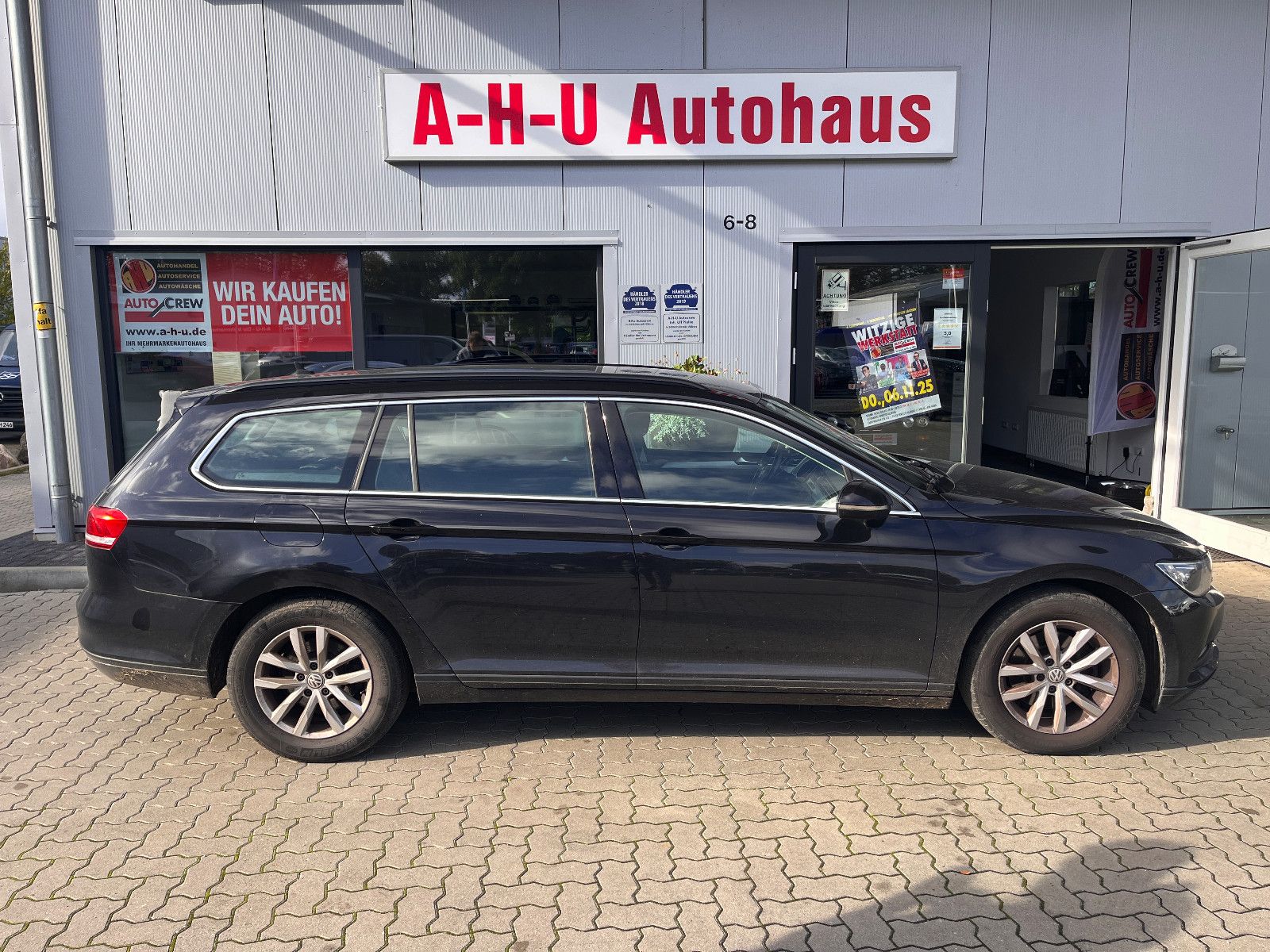 Fahrzeugabbildung Volkswagen Passat Var. Comfortline 2.0 TDI Seitenschaden
