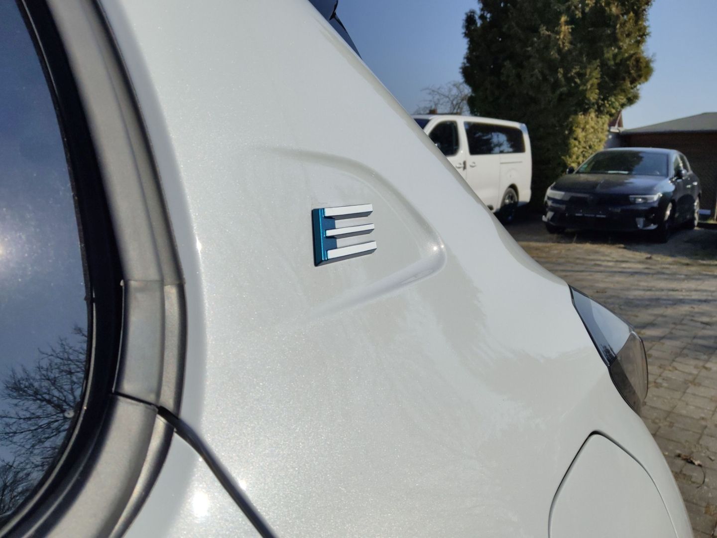 Peugeot e-208 - Bild 17